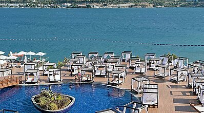 Titanic Luxury Collection Bodrum Havuz / Deniz
