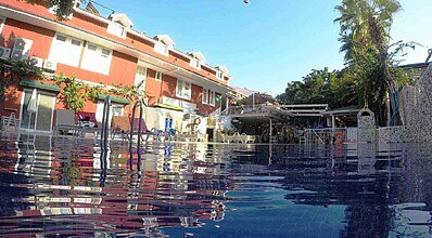 Tonoz Beach Hotel Havuz / Deniz