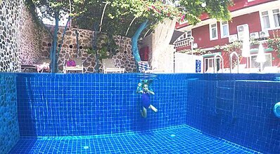 Tonoz Beach Hotel Havuz / Deniz