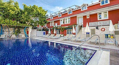 Tonoz Beach Hotel Havuz / Deniz