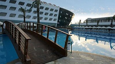 Transatlantik Hotel & SPA Havuz / Deniz