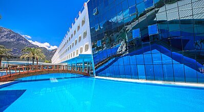 Transatlantik Hotel & SPA Havuz / Deniz