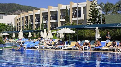 Tui Blue Tropical Havuz / Deniz