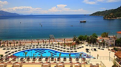Turunç Premium Hotel Havuz / Deniz
