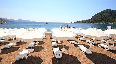 Turunç Premium Hotel Havuz / Deniz