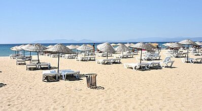 Varol Otel Havuz / Deniz