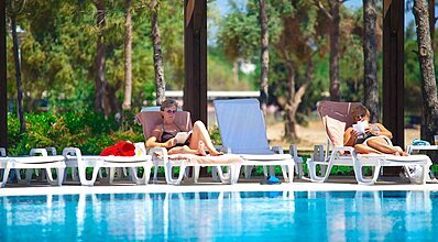 Venosa Beach Resort Havuz / Deniz