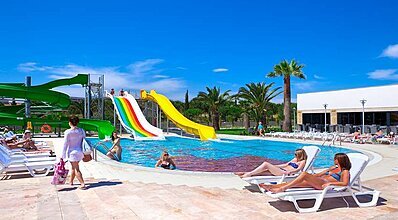 Venosa Beach Resort Havuz / Deniz