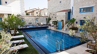 Viento Otel Alacati Havuz / Deniz