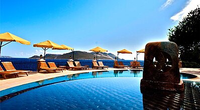 Villa Hotel Tamara Havuz / Deniz