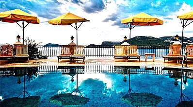 Villa Hotel Tamara Havuz / Deniz