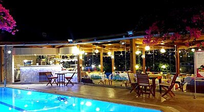 Villa Sonata Havuz / Deniz