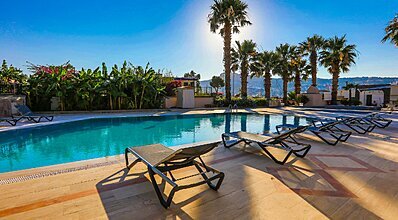 Vita Bella Hotel Resort & Spa Havuz / Deniz