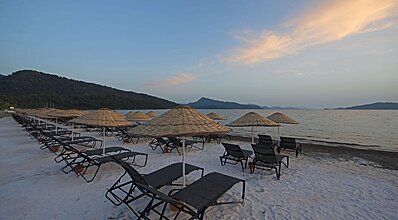Voxx Marmaris Beach Resort Havuz / Deniz