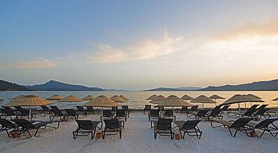 Voxx Marmaris Beach Resort Havuz / Deniz