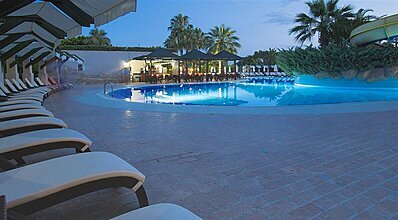 Washington Resort Hotel & Spa Havuz / Deniz