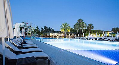 Washington Resort Hotel & Spa Havuz / Deniz