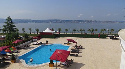 Wellborn Luxury Hotel Havuz / Deniz