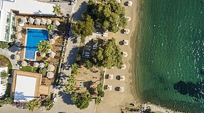 Yalıpark Beach Hotel Havuz / Deniz