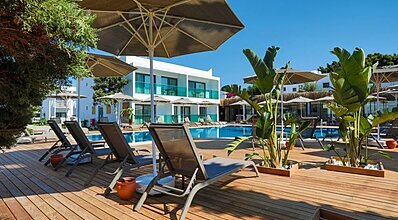 Yalıpark Beach Hotel Havuz / Deniz