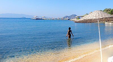 Yasmin Bodrum Resort Havuz / Deniz