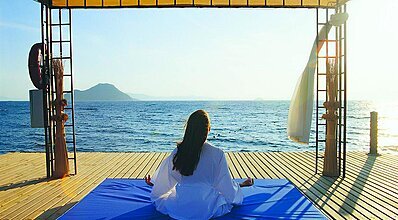 Yasmin Bodrum Resort Havuz / Deniz