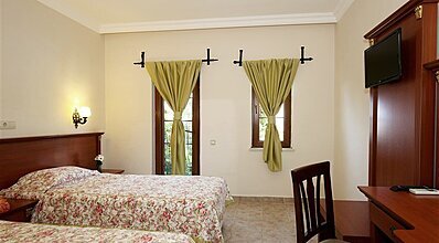 Yel Holiday Hotel Oda