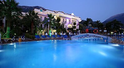 Yel Holiday Hotel Genel Görünüm