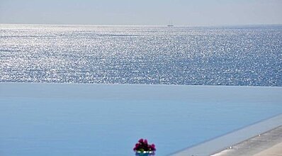 Zakros Hotel Lykia Havuz / Deniz