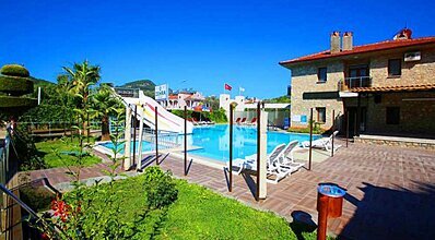 Zehra Hotel Havuz / Deniz