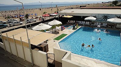 Zeytinci Olivera Resort Hotel Havuz / Deniz