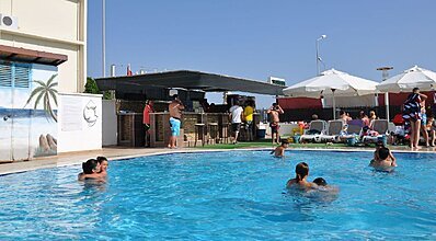 Zeytinci Olivera Resort Hotel Havuz / Deniz