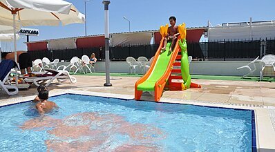 Zeytinci Olivera Resort Hotel Havuz / Deniz