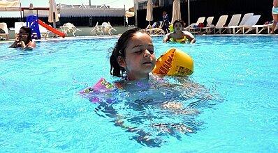 Zeytinci Olivera Resort Hotel Havuz / Deniz